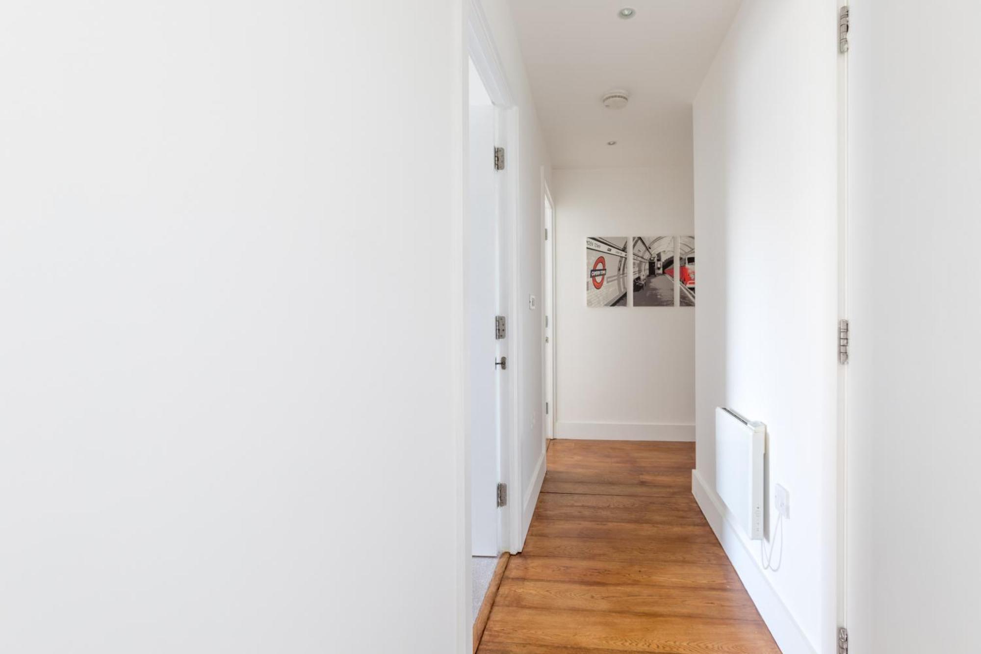 Luxury 2-Bed Flat Parking And Close To The Tube Londra Exterior foto