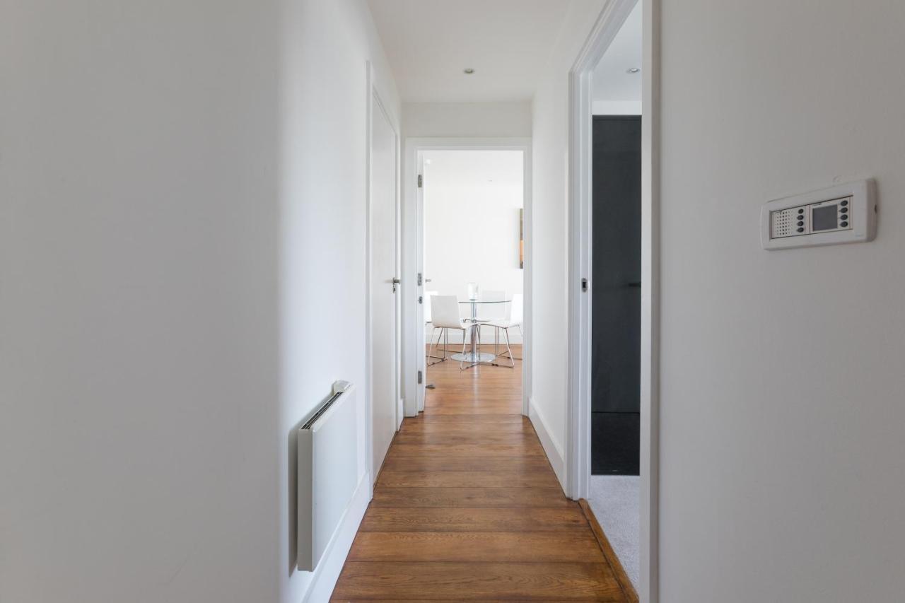 Luxury 2-Bed Flat Parking And Close To The Tube Londra Exterior foto